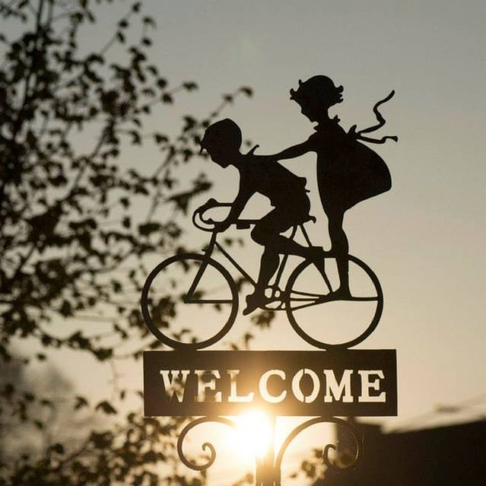 welcome sign