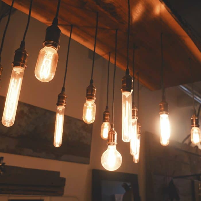 lighbulbs hanging from ceiling